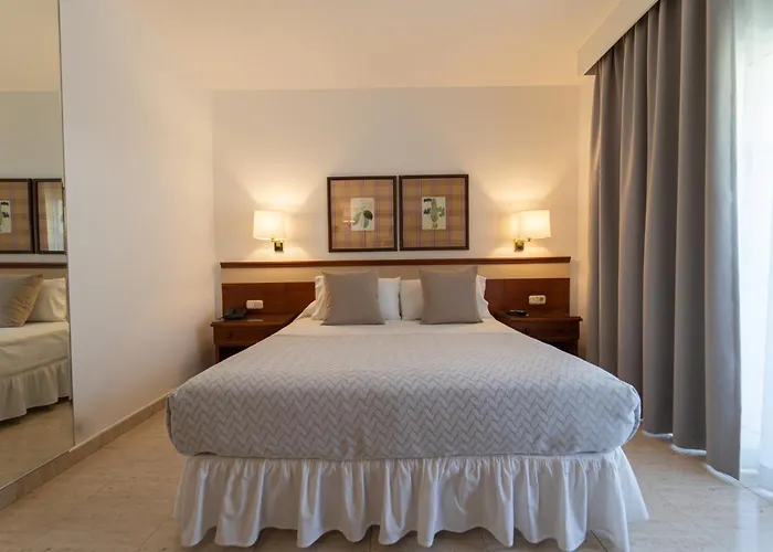 Piedra Paloma By Croma Estepona